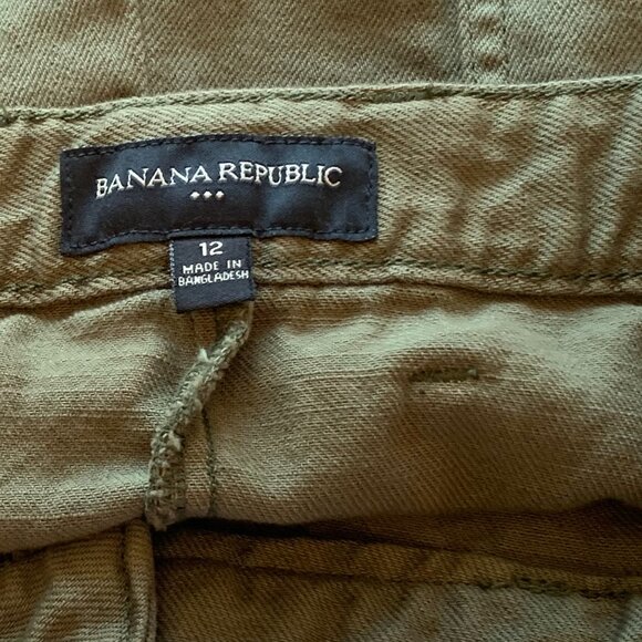 Banana Republic Women's 4 Inch Army Green Comfort Shorts Size 12 - Picture 3 of 9